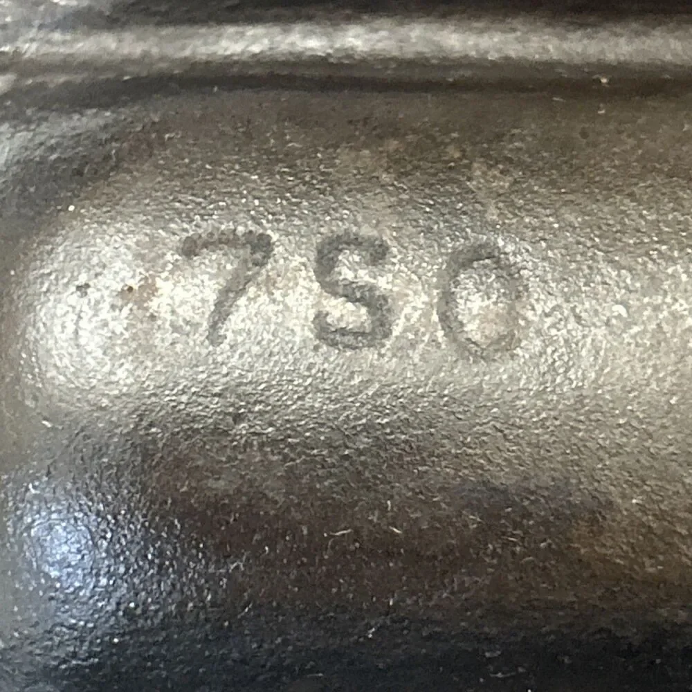 Vintage Cast Iron 7-Stick Cornbread Pan Century Series 7S0 No Cracks 1950s